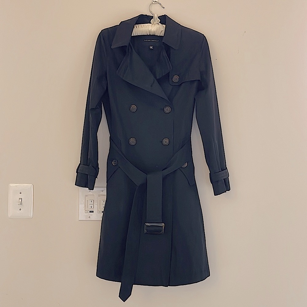 BANANA REPUBLIC black belted trench jacket